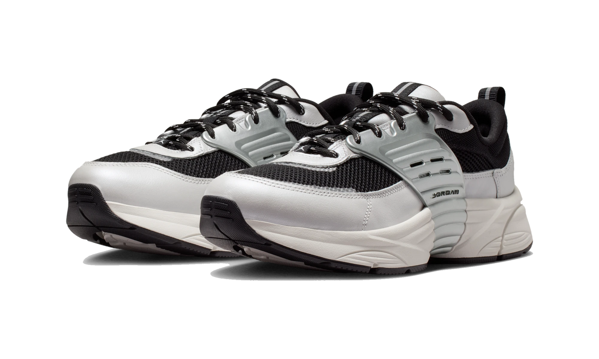 Overkicks - Air Jordan Trunner O/S Photon Dust Black Sail (IB3722-010) - vista trasera