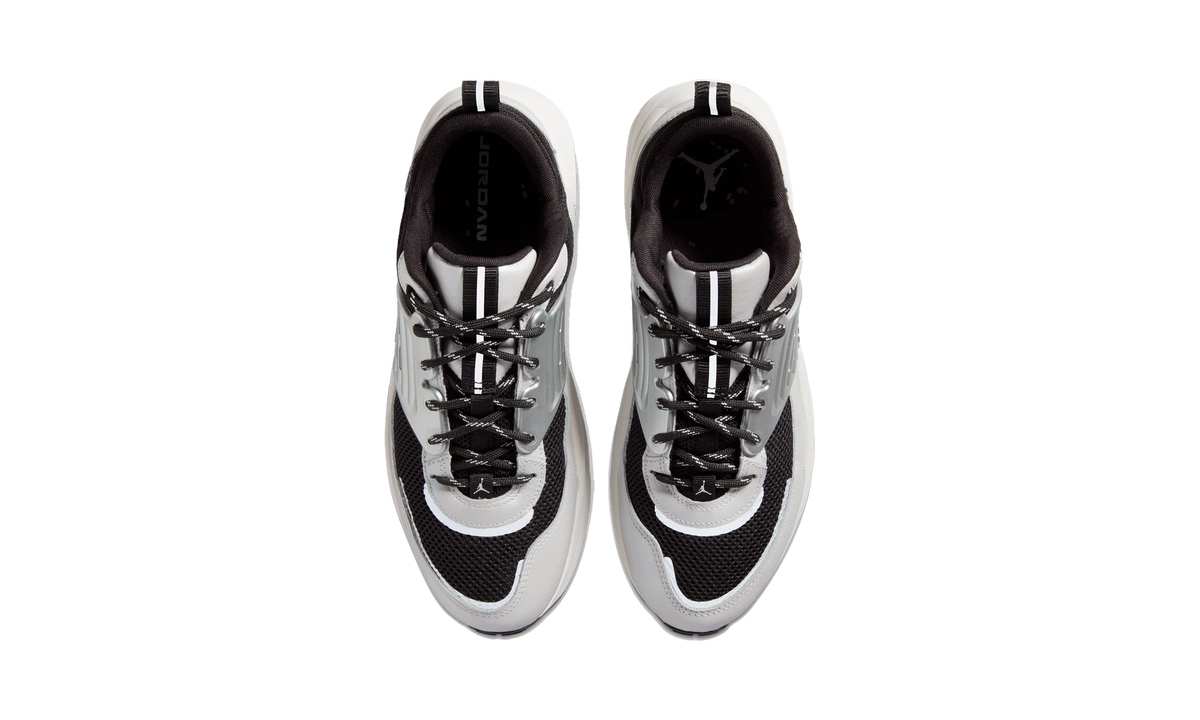 Overkicks - Air Jordan Trunner O/S Photon Dust Black Sail (IB3722-010) - vista superior