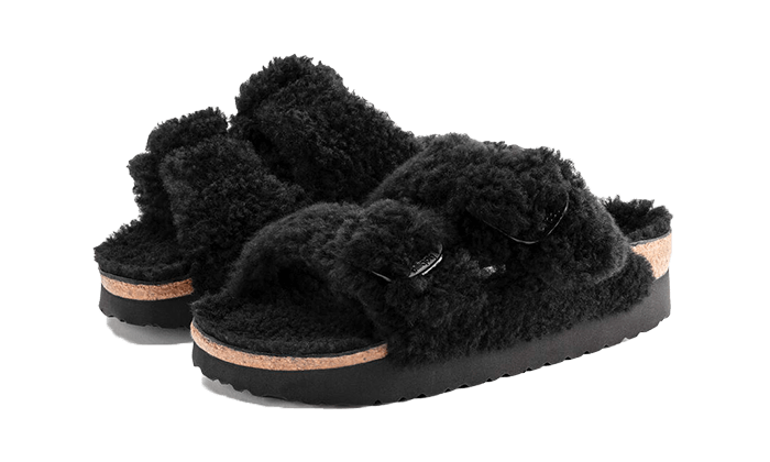 Overkicks - Birkenstock Arizona Big Buckle Shearling Black Gold (Womens) (1025901/1025920) - vista trasera