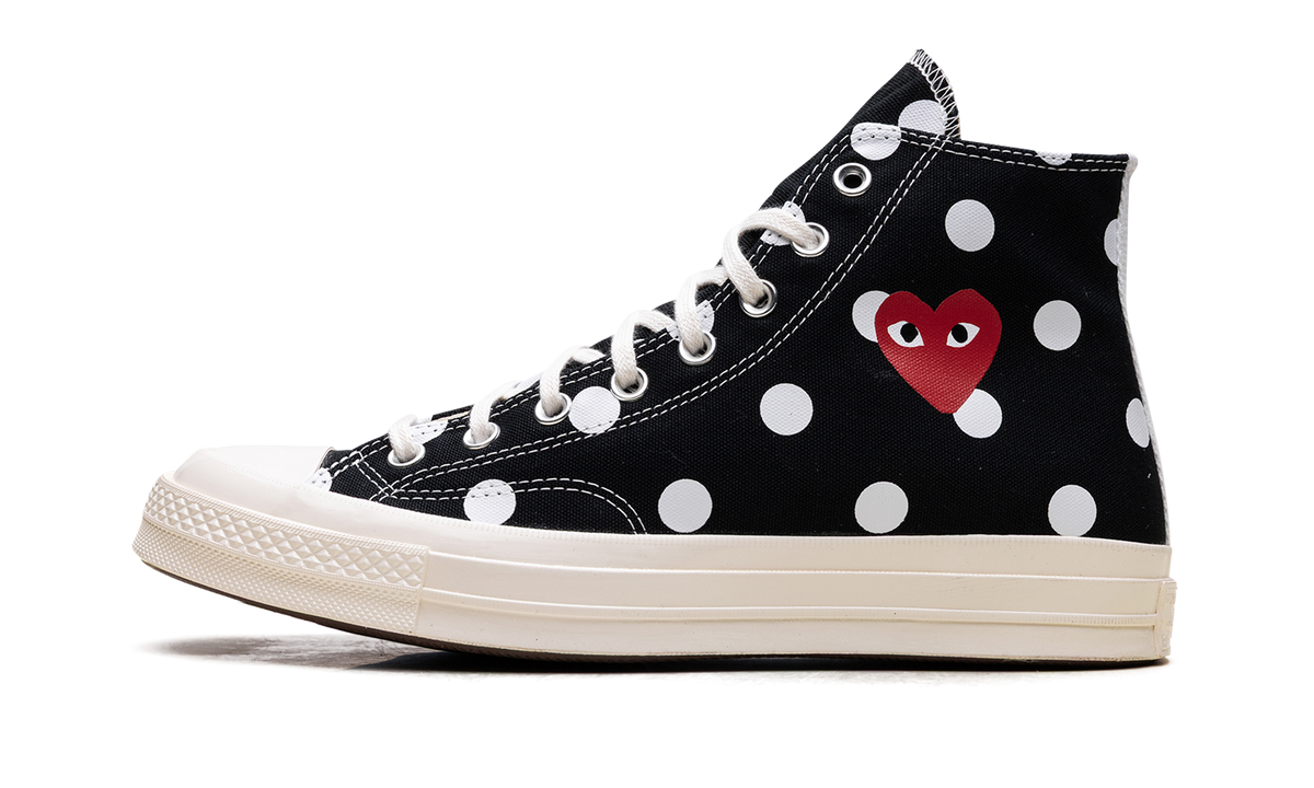 Overkicks - Converse Chuck Taylor All Star 70 Hi Comme des Garcons PLAY Polka Dot Black (157250C) - vista lateral