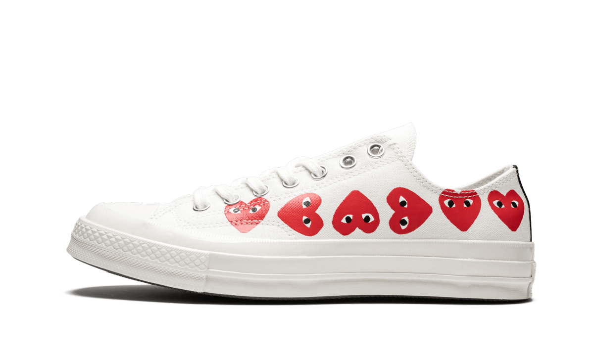 Overkicks - Converse Chuck Taylor All Star 70 Ox Comme des Garcons PLAY Multi-Heart White (162975C) - vista lateral