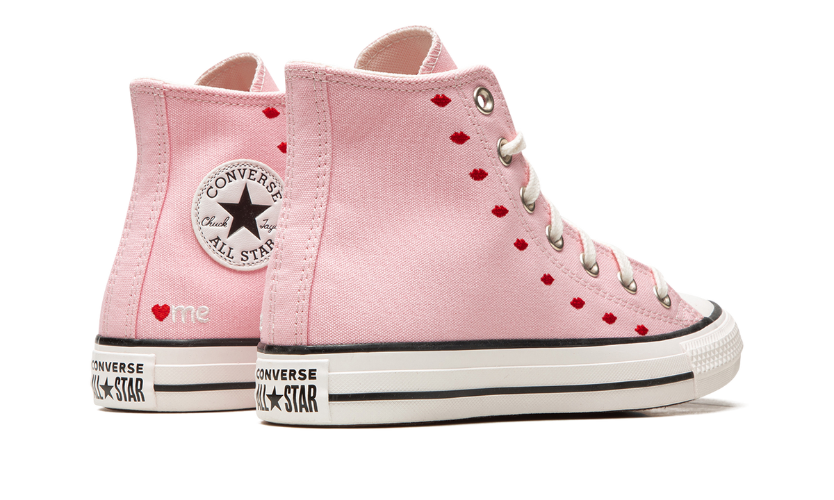 Overkicks - Converse Chuck Taylor All Star Hi Embroidered Hearts Pink (Womens) (A01603F/A01603C) - par completo