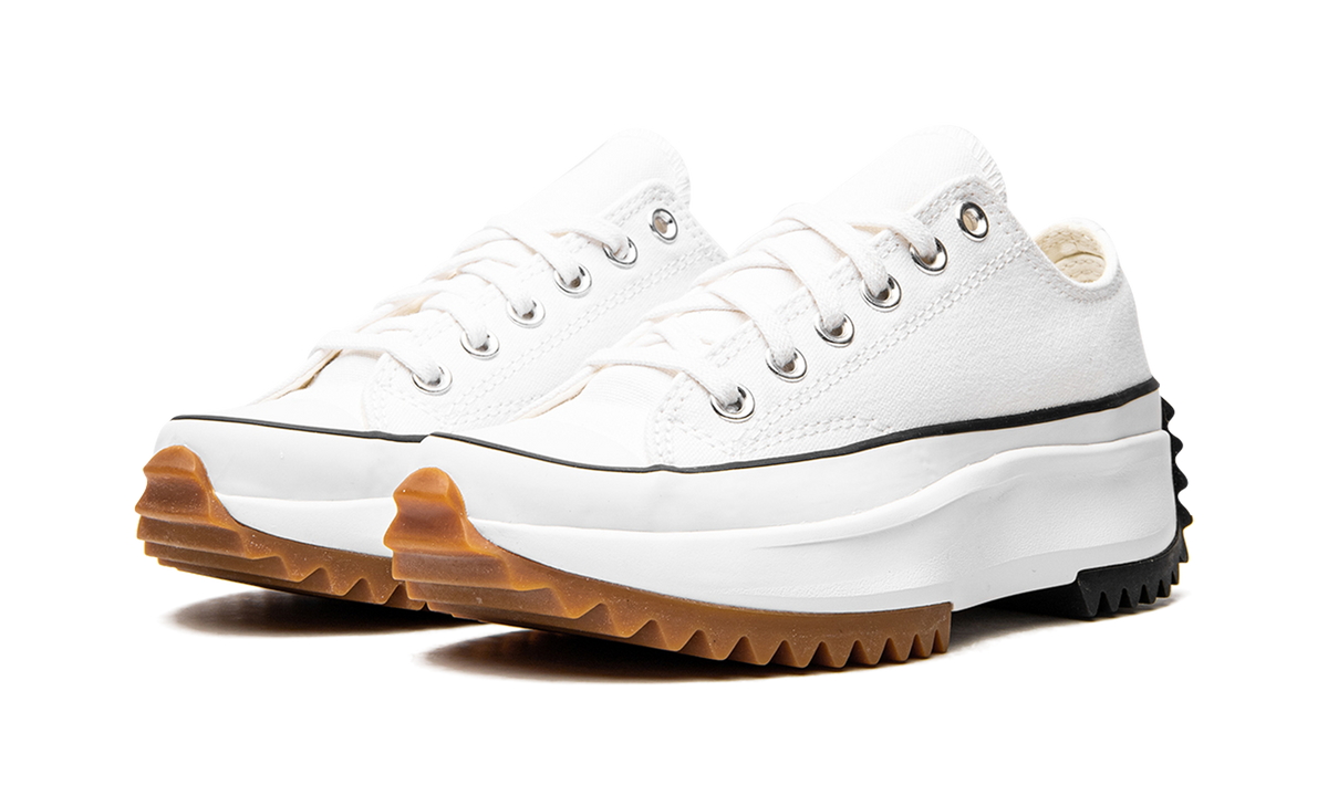 Overkicks - Converse Run Star Hike Ox White Black Gum (168817C) - vista trasera