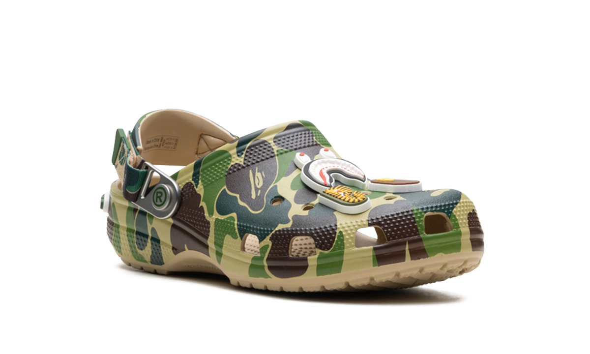Overkicks - Crocs Classic Clog A Bathing Ape ABC Camo Green (209627-212) - detalle lateral interior