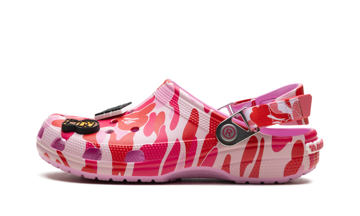 Overkicks - Crocs Classic Clog A Bathing Ape ABC Camo Pink (209627-6I2) - vista lateral