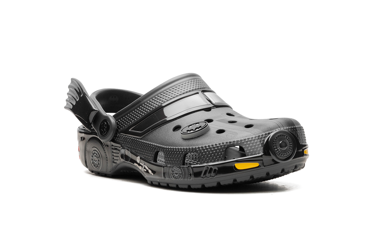 Overkicks - Crocs Classic Clog Batmobile (210219-001) - vista superior