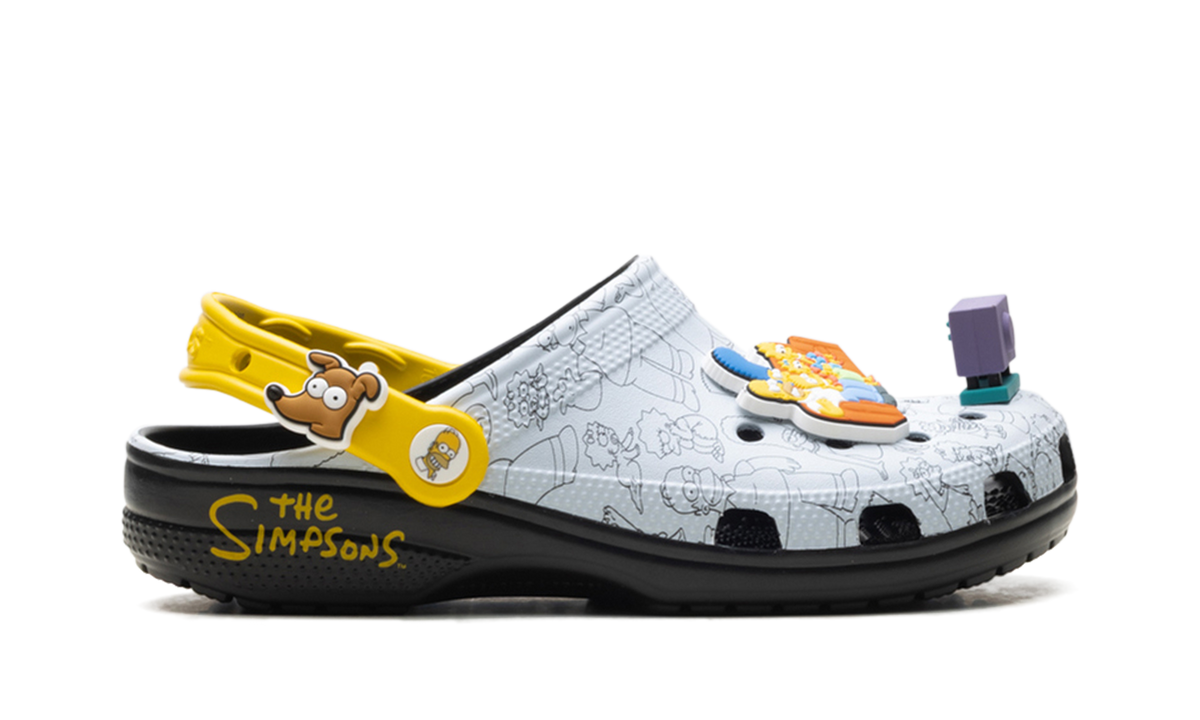 Overkicks - Crocs Classic Clog The Simpsons Intro Sequence (211106-90H) - detalle talon