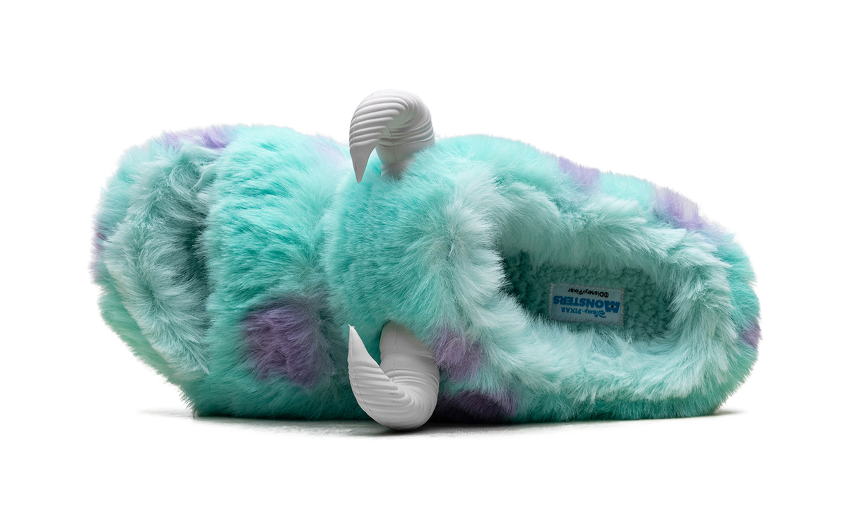 Overkicks - Crocs Classic Cozzzy Sandal Monsters Inc. Sulley (210877-90H) - vista superior