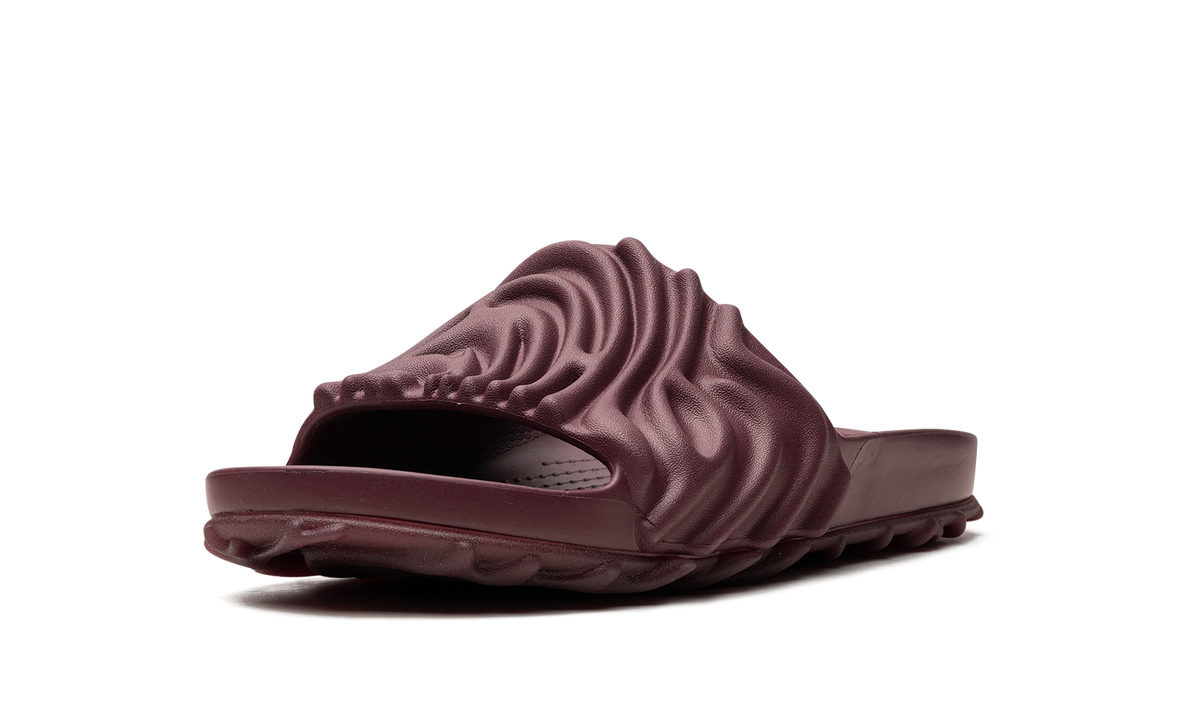 Overkicks - Crocs Pollex Slide by Salehe Bembury Huckle (208685-6WO) - detalle suela