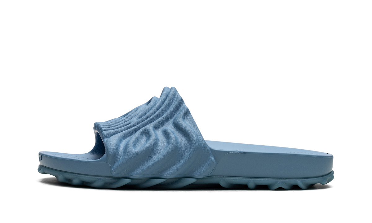 Overkicks - Crocs Pollex Slide by Salehe Bembury Tashmoo (208685-4OH) - vista lateral