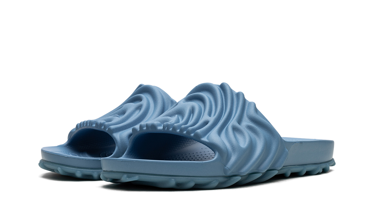 Overkicks - Crocs Pollex Slide by Salehe Bembury Tashmoo (208685-4OH) - vista trasera