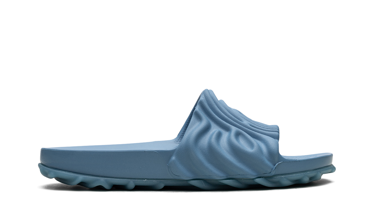 Overkicks - Crocs Pollex Slide by Salehe Bembury Tashmoo (208685-4OH) - detalle talon