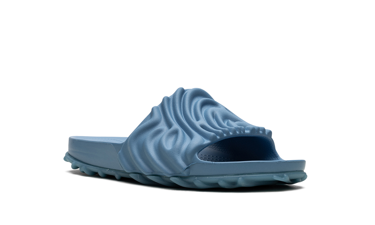 Overkicks - Crocs Pollex Slide by Salehe Bembury Tashmoo (208685-4OH) - detalle lateral interior