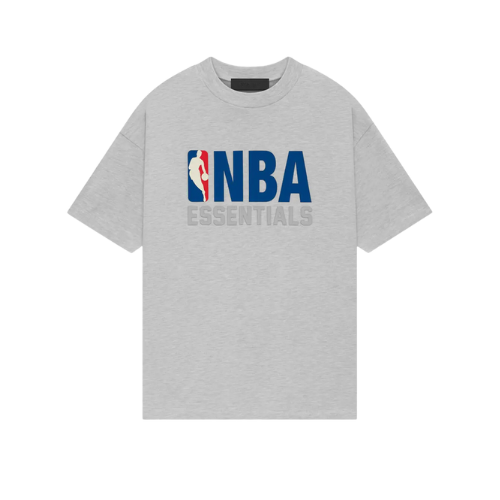 Overkicks - Fear of God Essentials NBA Tee Light Heather (125AL244000F) - vista frontal