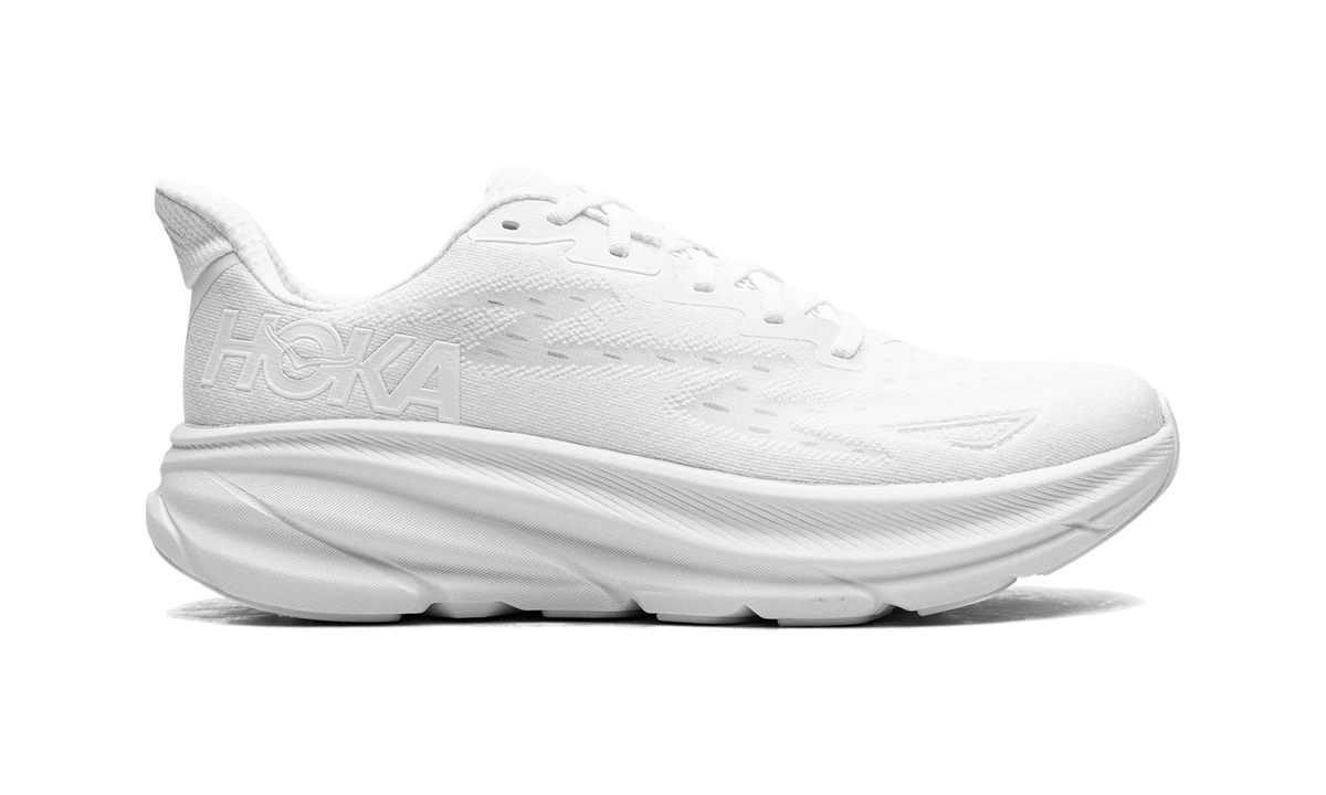 Overkicks - Hoka One One Clifton 9 White (Womens) (1127896-WWH) - detalle talon