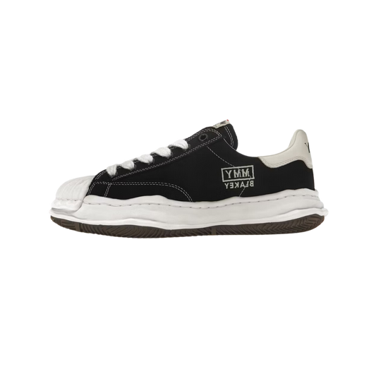 Overkicks - Maison Mihara Yasuhiro Blakey OG Sole Canvas Low Black White (A08FW735) - vista lateral