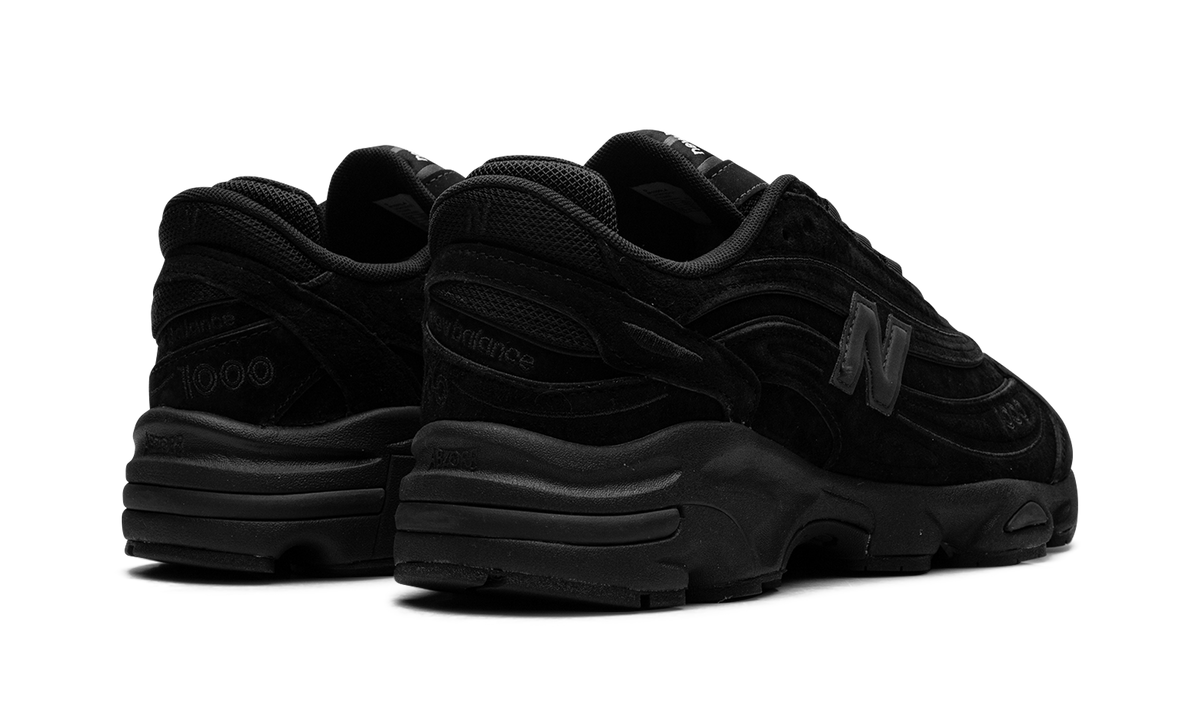 Overkicks - New Balance 1000 Black Cat (M1000LA) - par completo