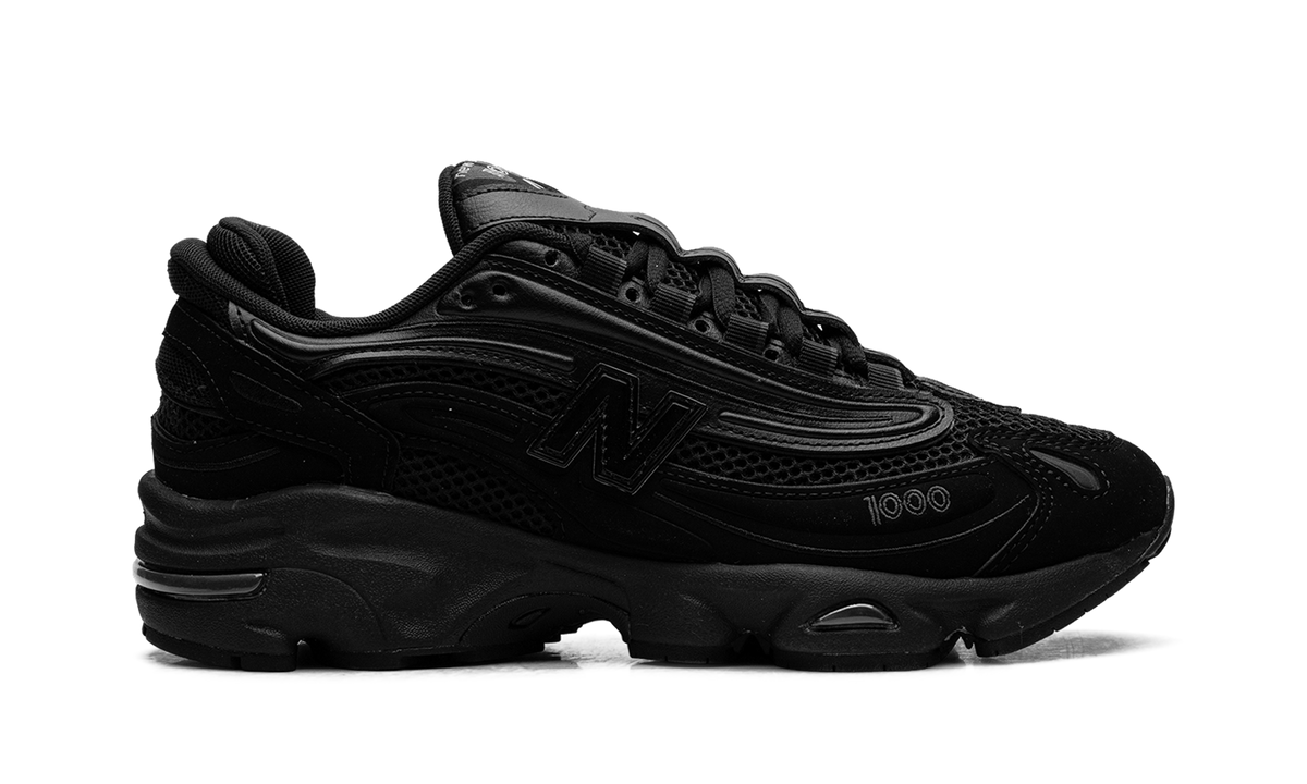 Overkicks - New Balance 1000 Black Cement (M1000B) - detalle talón
