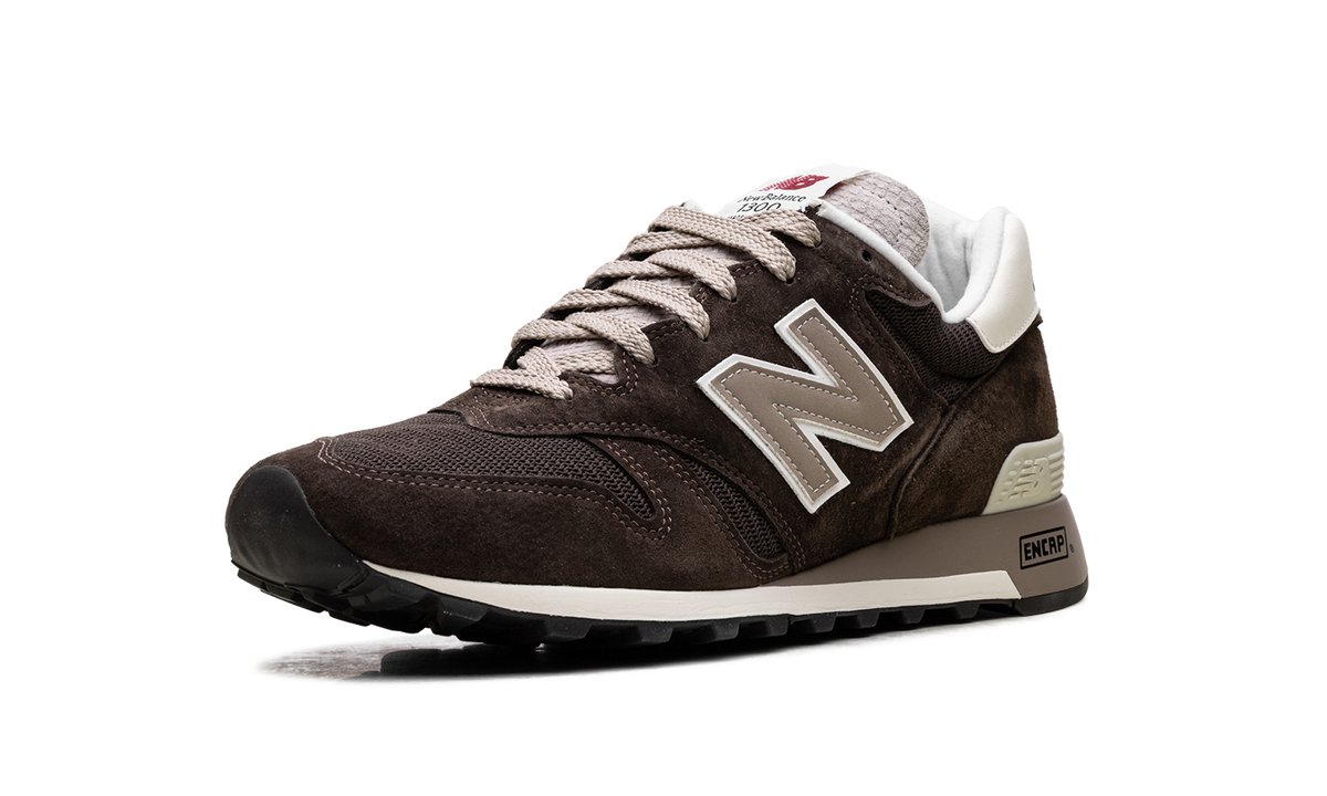 Overkicks - New Balance 1300 MiUSA Rich Earth (U1300RS) - detalle suela