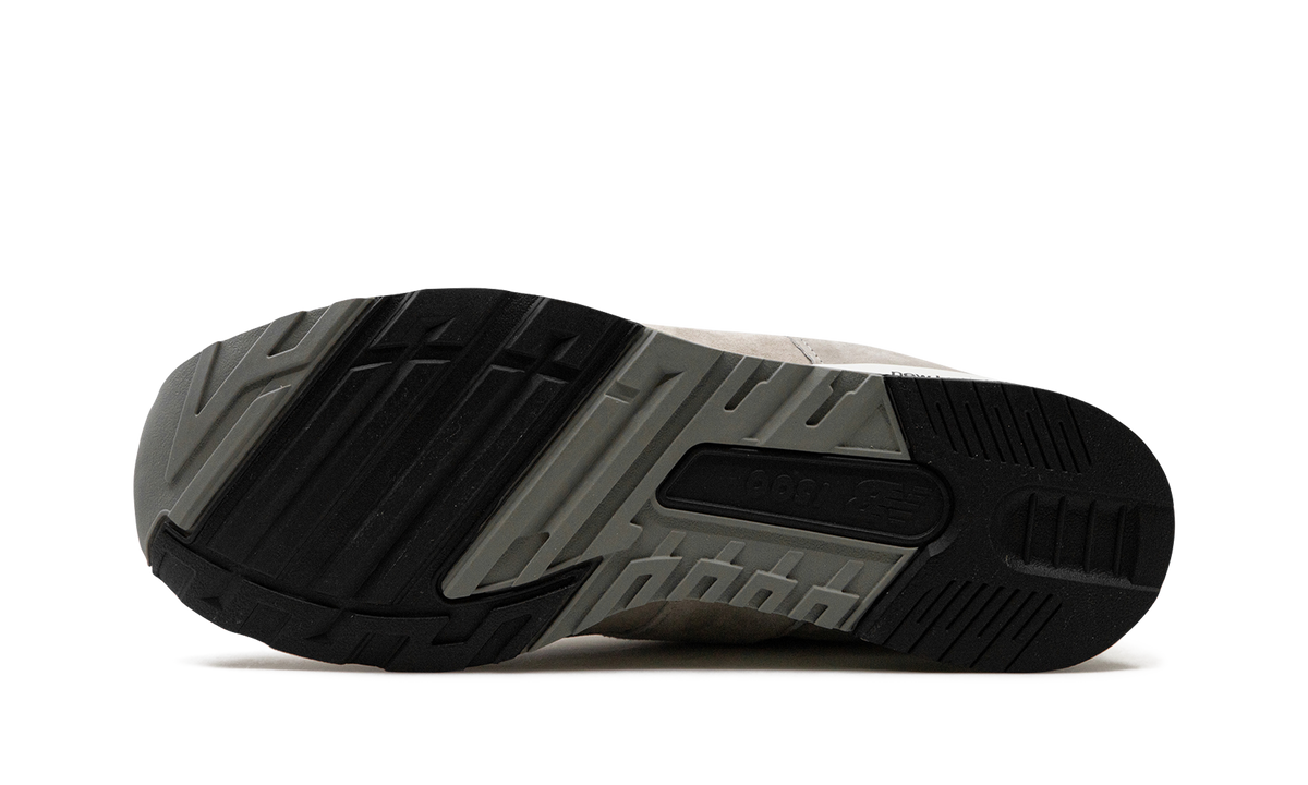 Overkicks - New Balance 1500 MiUK Grey (M1500PGL) - vista superior