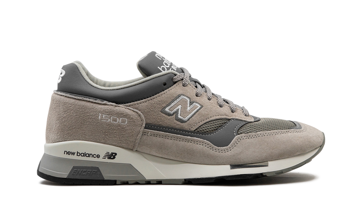 Overkicks - New Balance 1500 MiUK Grey (M1500PGL) - detalle talón