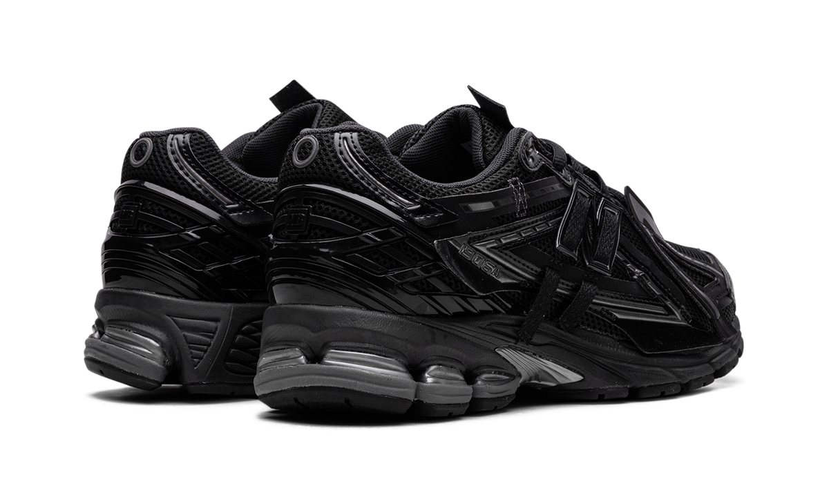 Overkicks - New Balance 1906A Black (M1906AF) - par completo