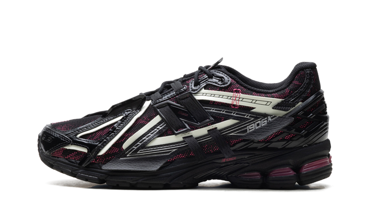 Overkicks - New Balance 1906A Black Pink (U1906AD) - vista lateral