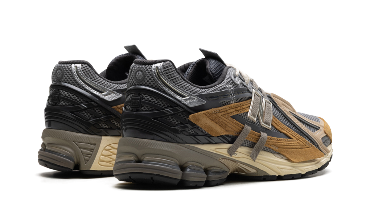 Overkicks - New Balance 1906A Great Plains (U1906AA) - par completo