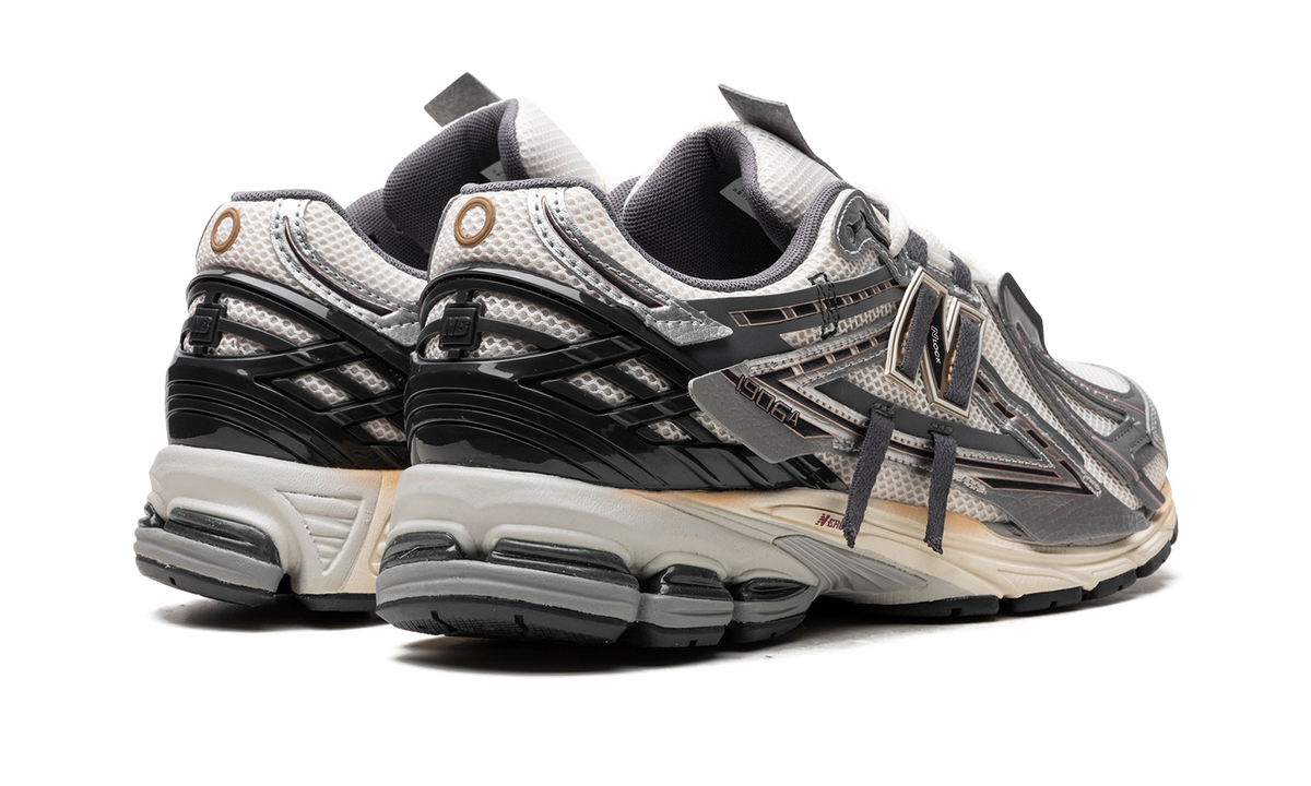 Overkicks - New Balance 1906A Tech Explosion (M1906AD) - par completo