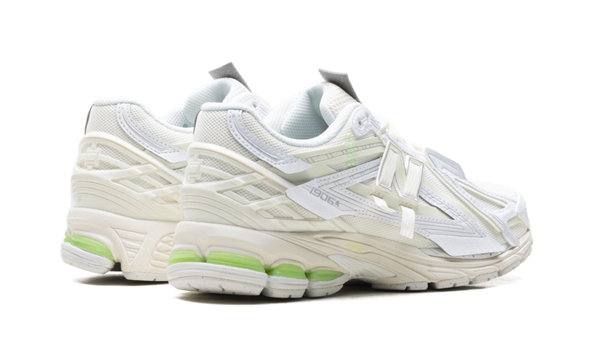Overkicks - New Balance 1906A White Green (U1906AE) - par completo