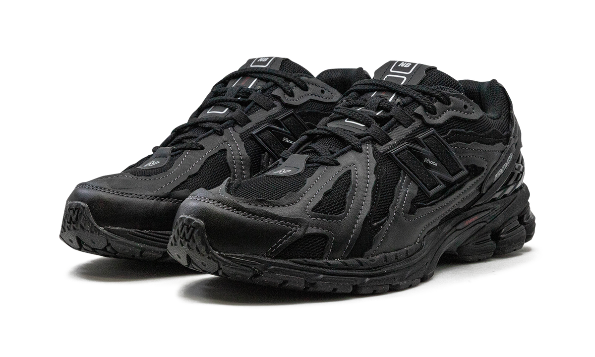 Overkicks - New Balance 1906D Protection Pack Black Leather (M1906DF) - vista trasera