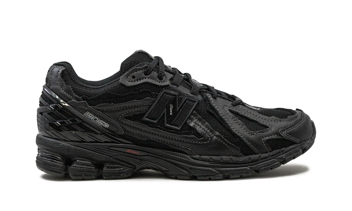 Overkicks - New Balance 1906D Protection Pack Black Leather (M1906DF) - detalle talón