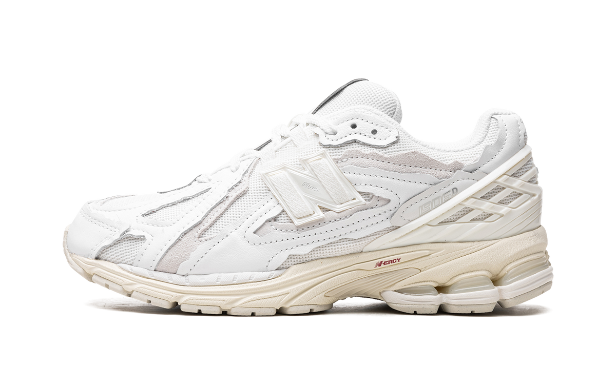 Overkicks - New Balance 1906D Protection Pack White (M1906DE) - vista lateral