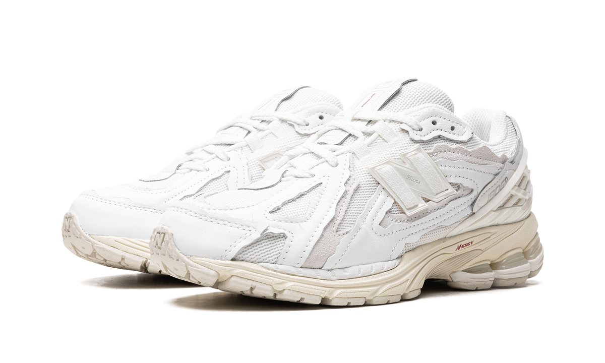 Overkicks - New Balance 1906D Protection Pack White (M1906DE) - vista trasera