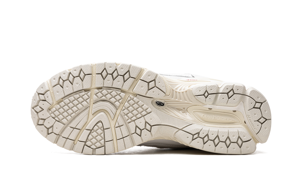 Overkicks - New Balance 1906D Protection Pack White (M1906DE) - vista superior