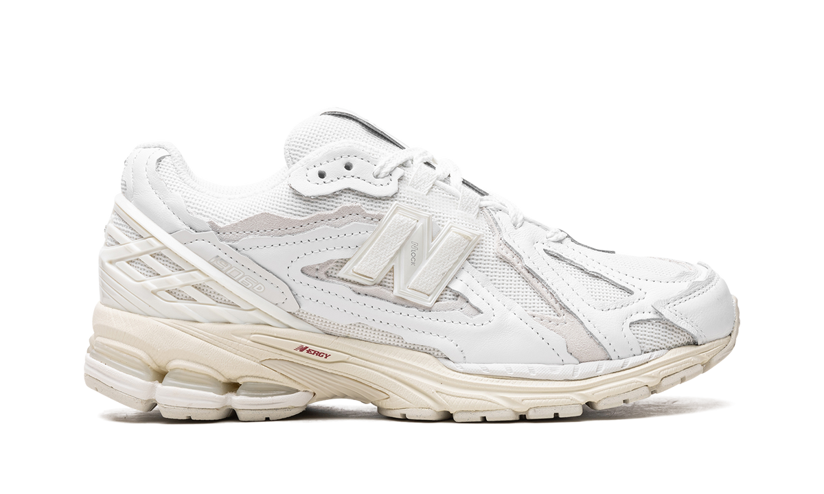 Overkicks - New Balance 1906D Protection Pack White (M1906DE) - detalle talón