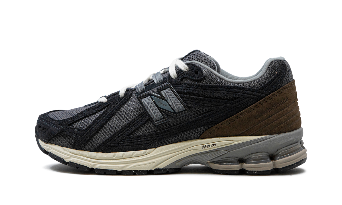 Overkicks - New Balance 1906F Phantom Dark Mushroom (M1906FE) - vista lateral