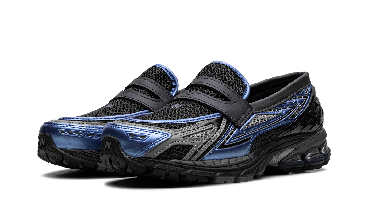 Overkicks - New Balance 1906L Black Cement Blue Gemstone (U1906LAR) - vista trasera