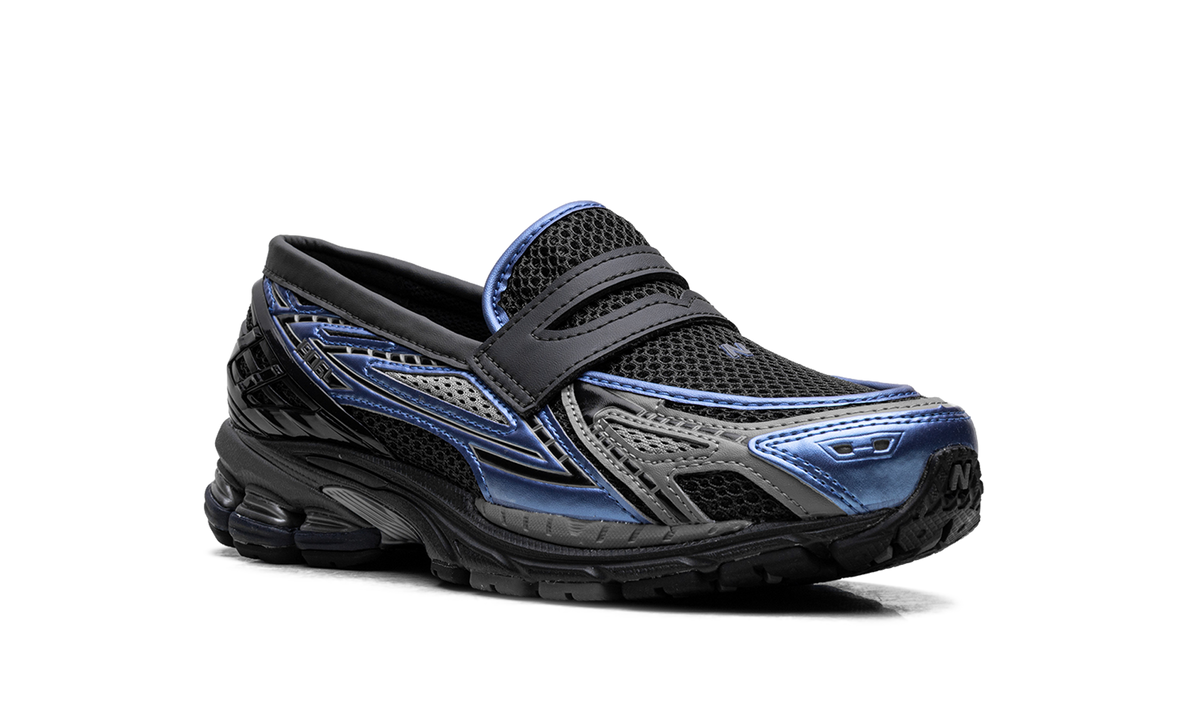 Overkicks - New Balance 1906L Black Cement Blue Gemstone (U1906LAR) - detalle lateral interior