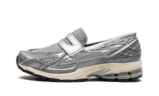 Overkicks - New Balance 1906L Metallic Silver (U1906LAE) - vista lateral