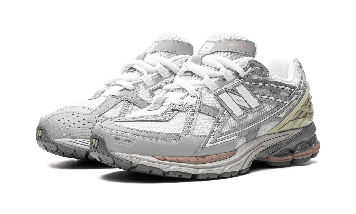 Overkicks - New Balance 1906N Team Away Grey (M1906NB) - vista trasera