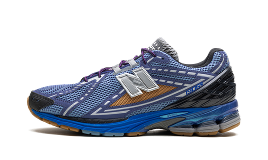 Overkicks - New Balance 1906R Action Bronson Medusa Azul (M1906RON) - vista lateral