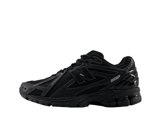 Overkicks - New Balance 1906R Black (M1906RBB) - vista lateral