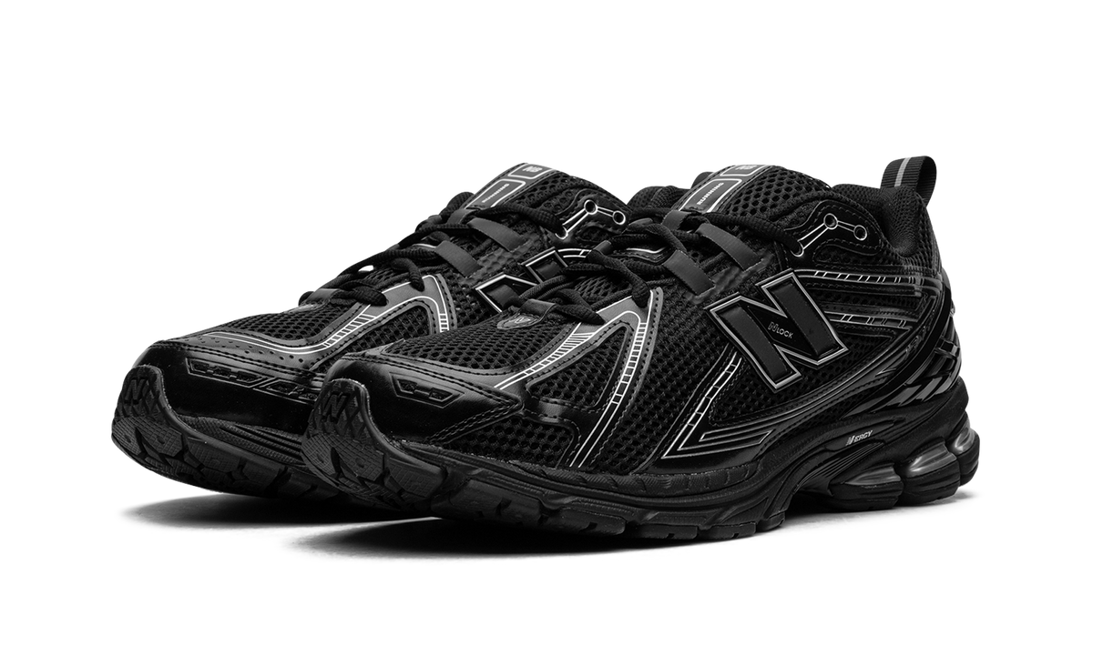 Overkicks - New Balance 1906R Black Grey (M1906RCH) - vista trasera