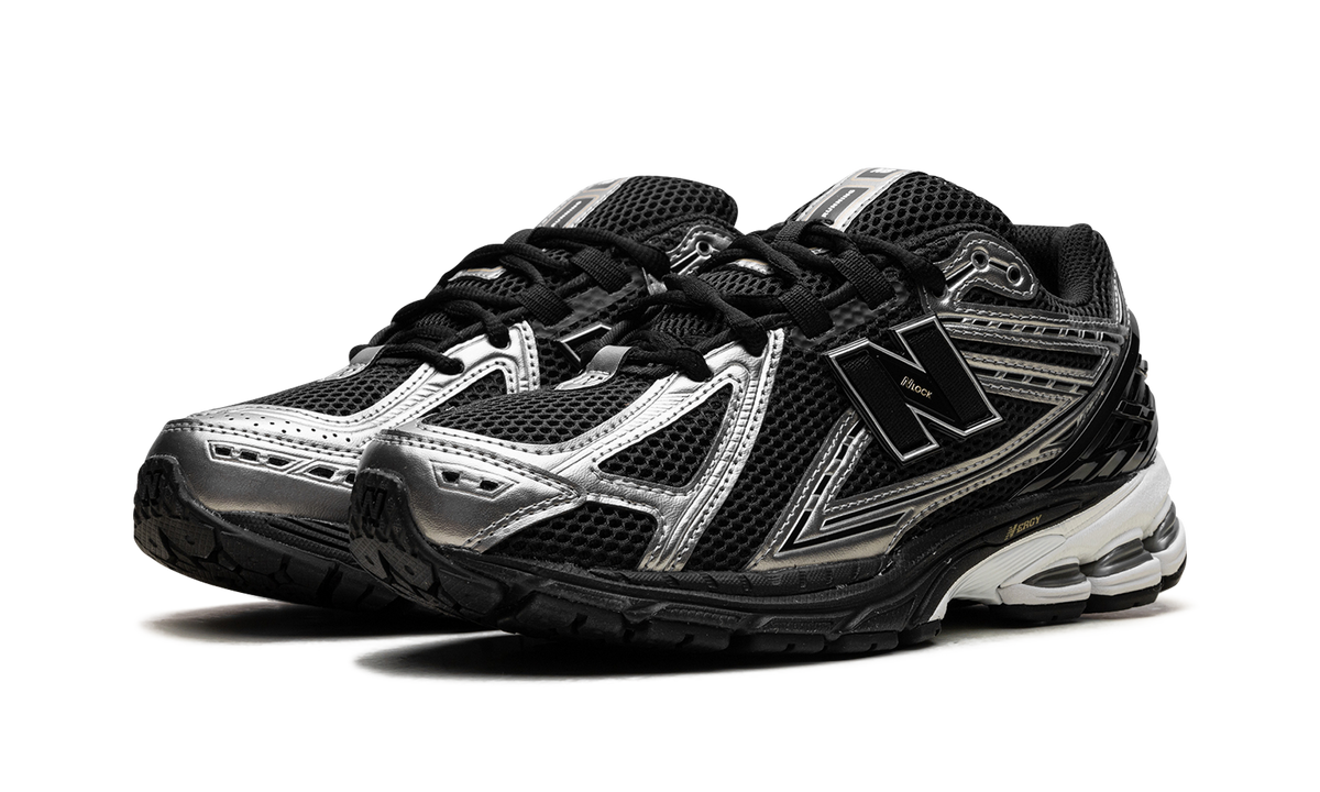 Overkicks - New Balance 1906R Black Grey White (U1906RCF) - vista trasera