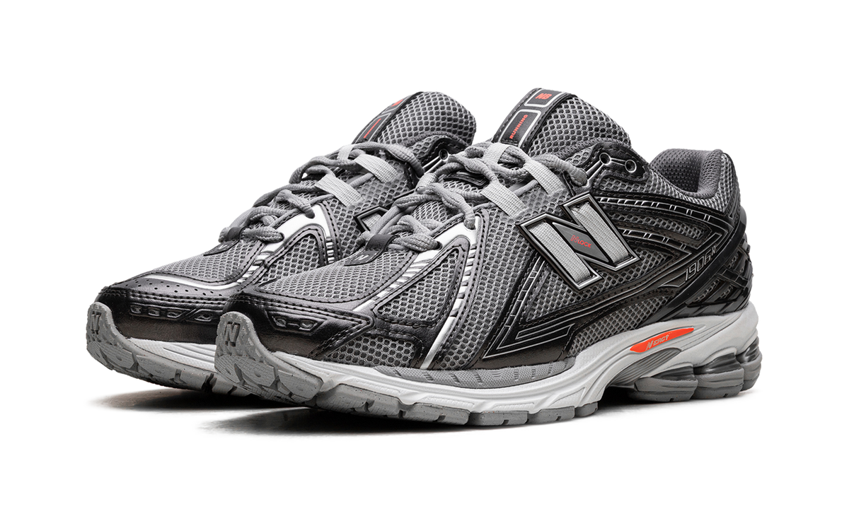 Overkicks - New Balance 1906R Black Metallic Urgent Red Slate (U1906RCO) - vista trasera