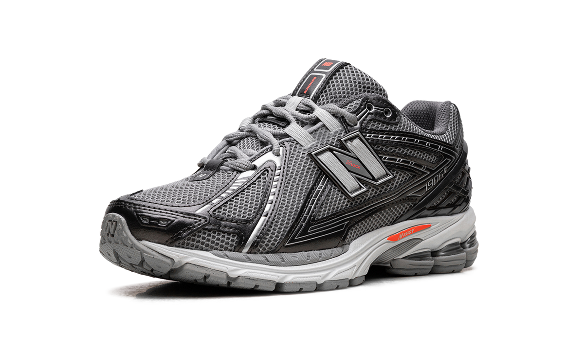 Overkicks - New Balance 1906R Black Metallic Urgent Red Slate (U1906RCO) - detalle suela