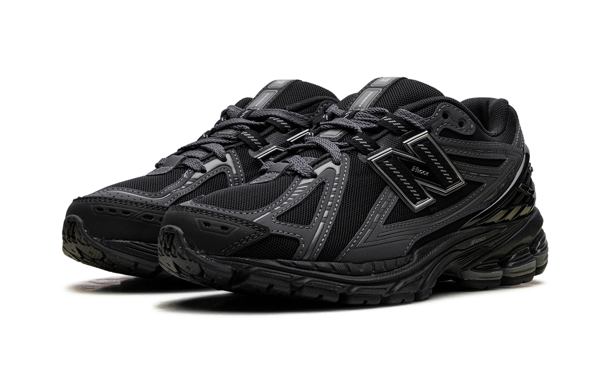 Overkicks - New Balance 1906R Black Phantom (M1906RLB) - vista trasera