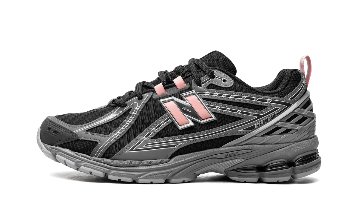 Overkicks - New Balance 1906R Black Pink Moon (M1906RHC) - vista lateral