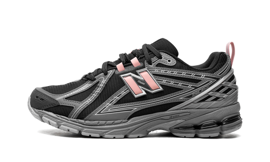 Overkicks - New Balance 1906R Black Pink Moon (M1906RHC) - vista lateral